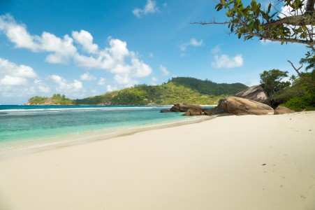 Eden Island - Mahé - Baie Lazare (19.1 mn)