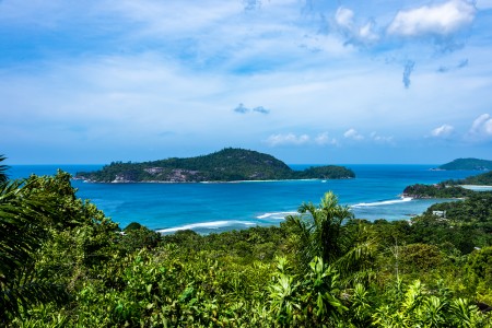 Baie Lazare - Mahe Marina (20.3 mn)