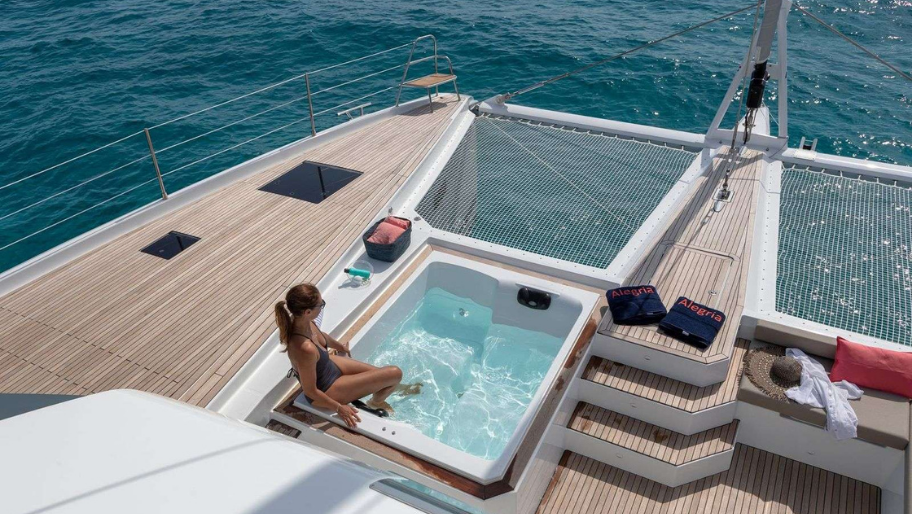 Fountaine Pajot INSPIRANTE 67 title=