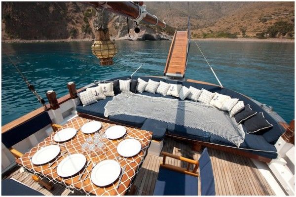 Sundeck golet charter Eleftheria Greece