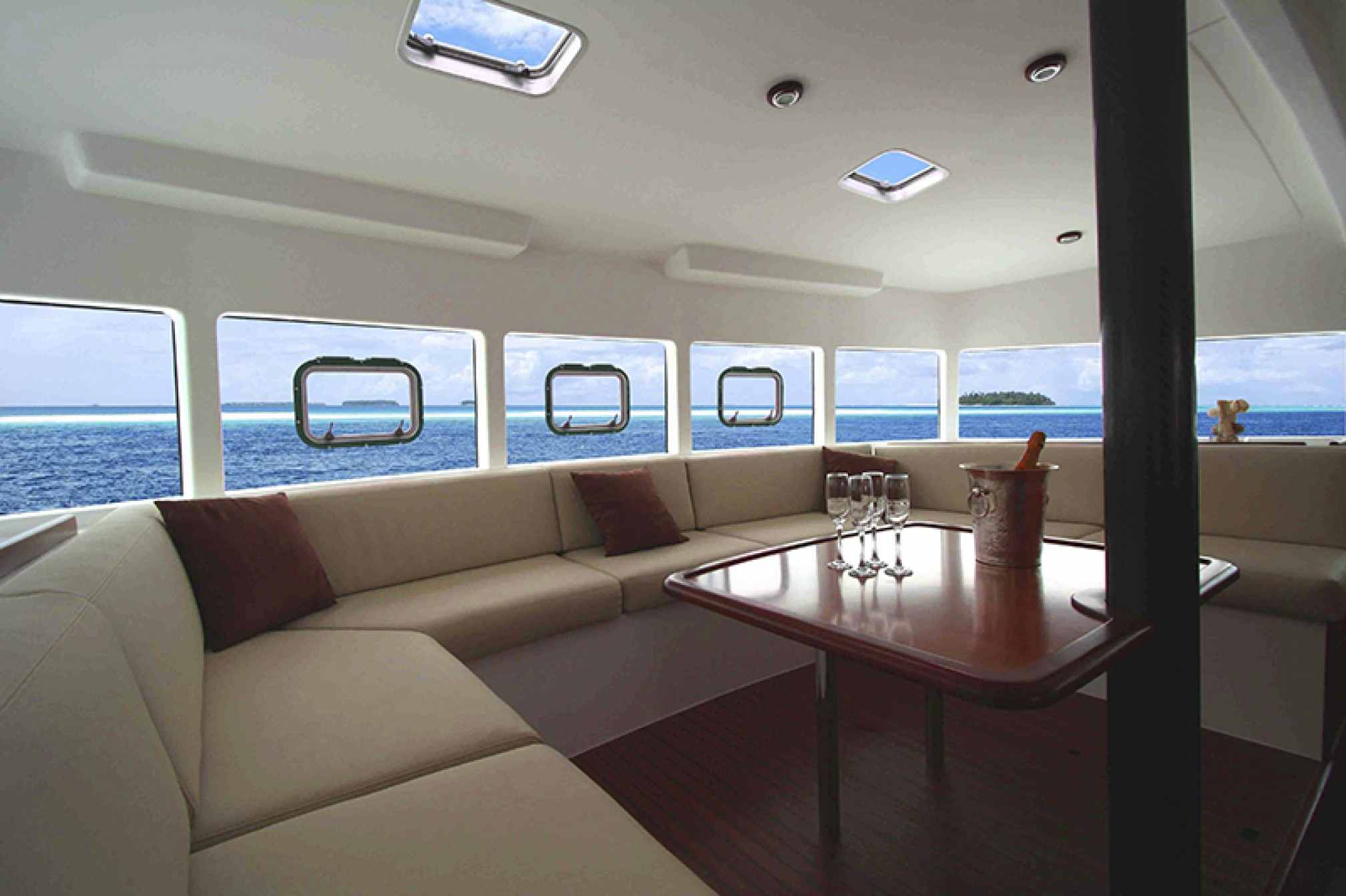 Catamaran de location Dream 60 salón 