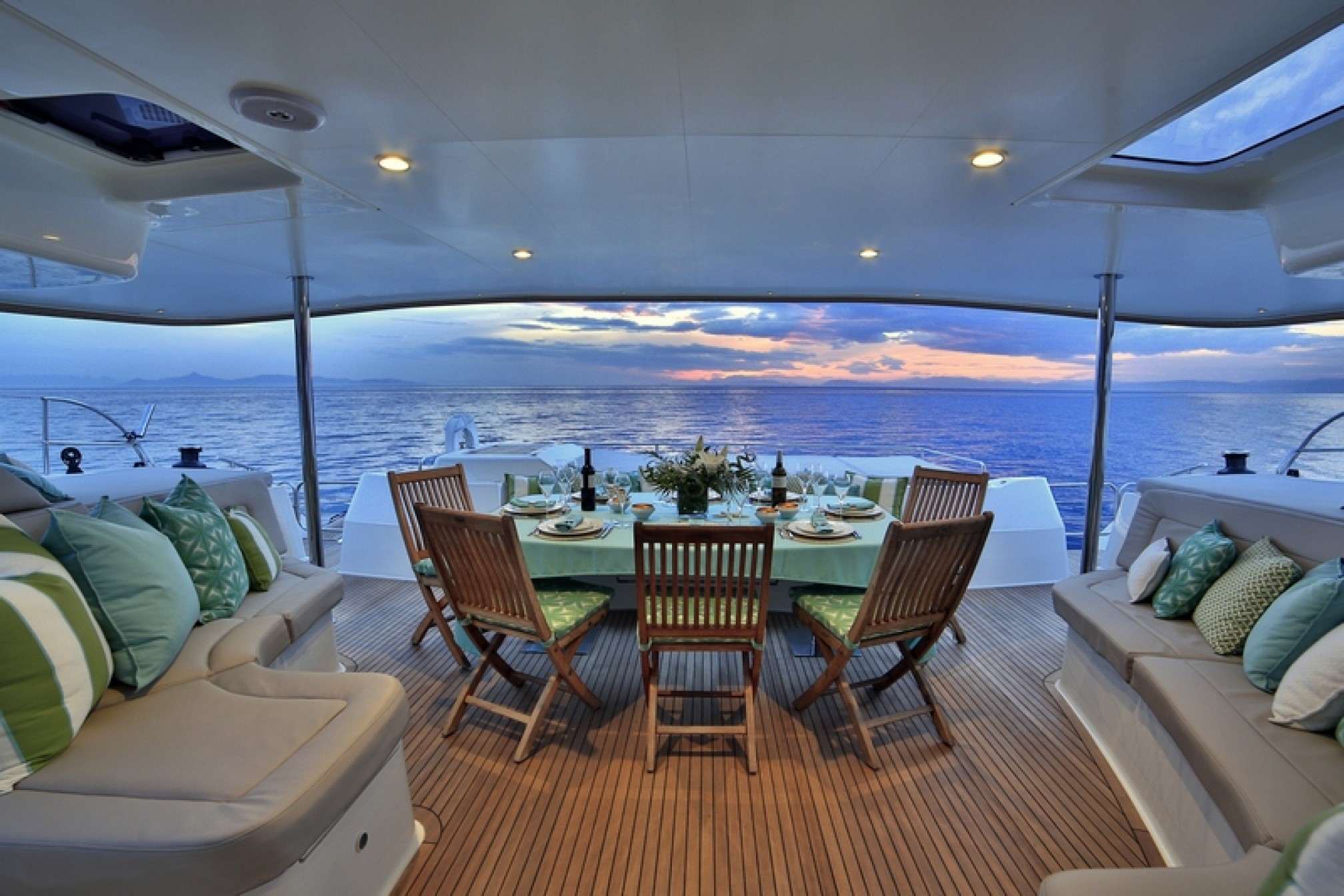 'World's End' catamaran charter deck