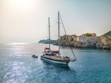 Adriatic Holiday 8+2 pax in Croatia