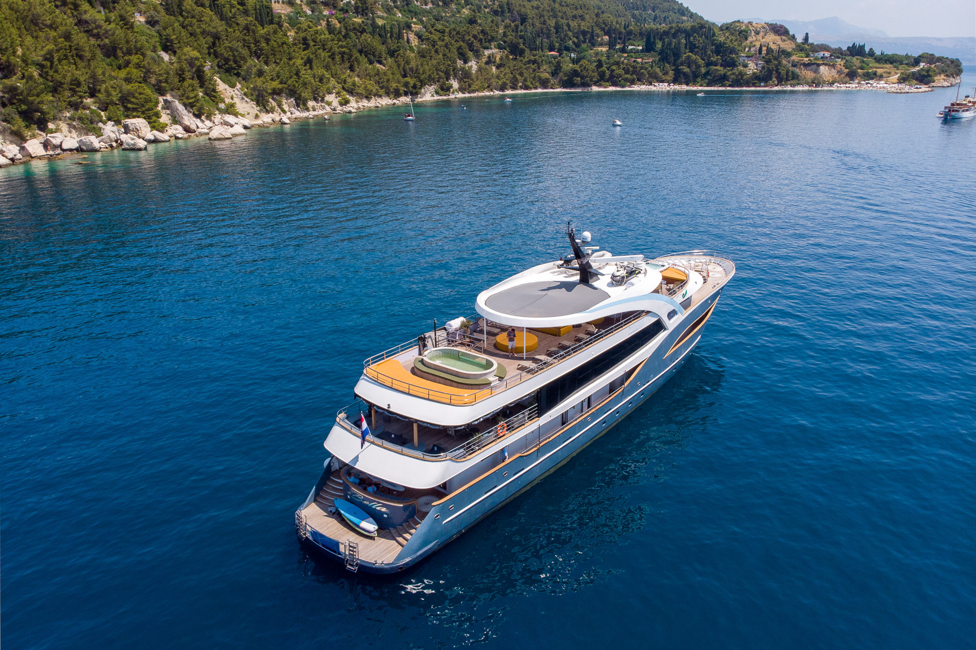 yacht bella croatia