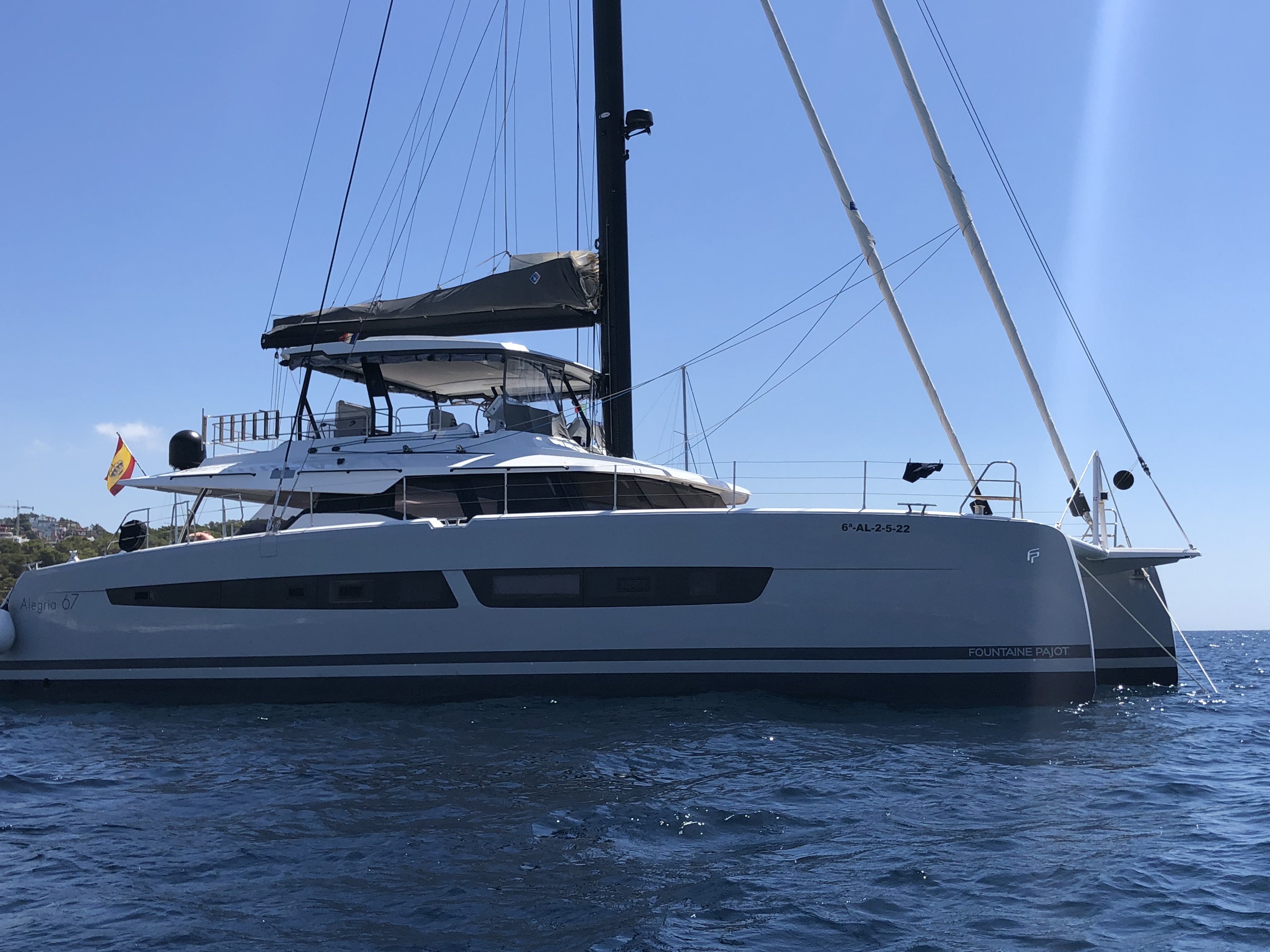 Catamaran de lloguer Alegria 67 exteriors