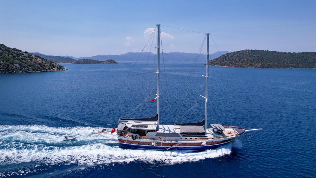 Rental gulet Baba Can (6 cab) sailing