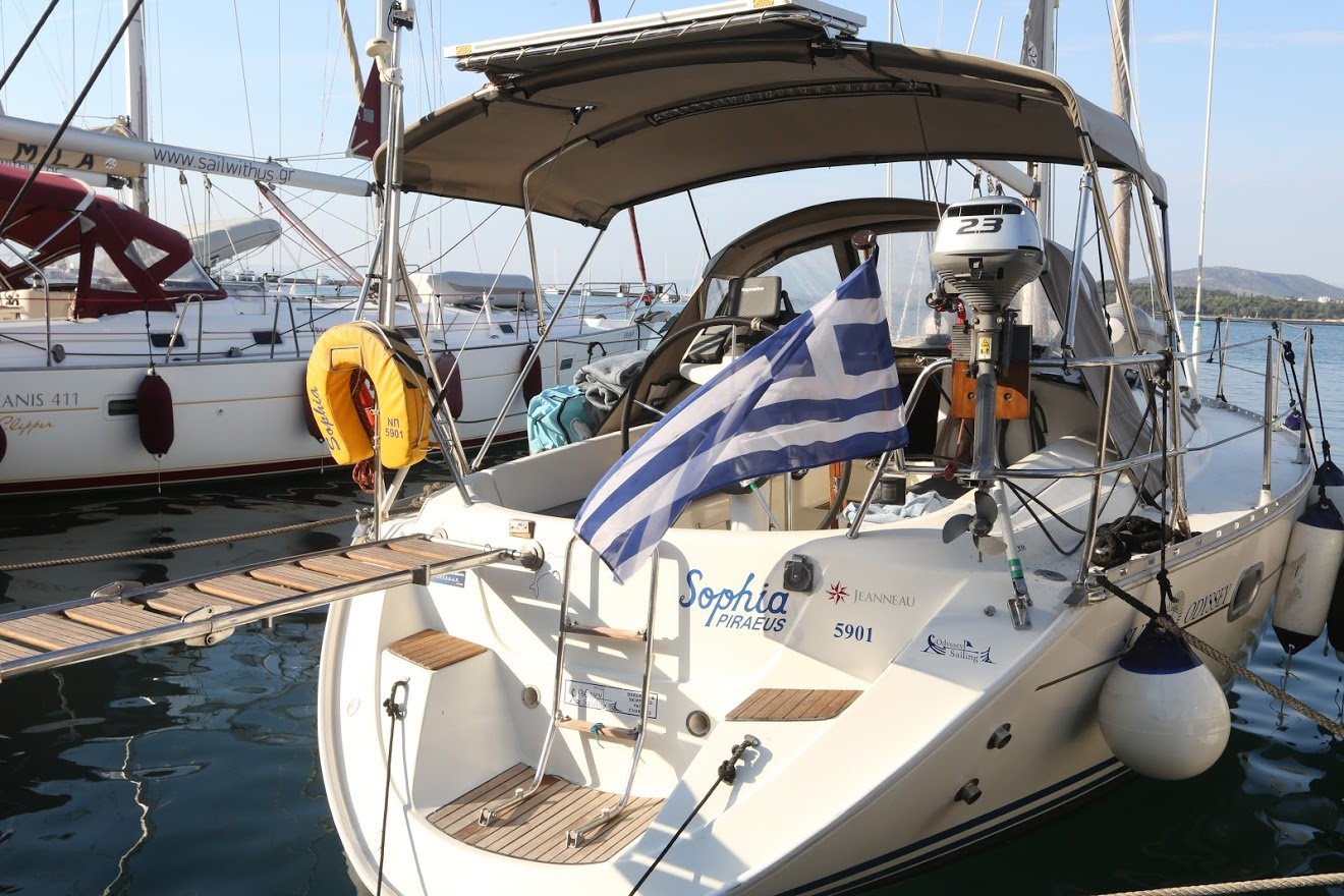 Rental sailing boat Sophia outdoors