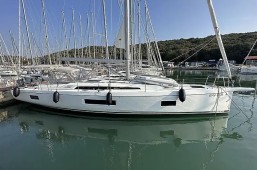 Ocean Star 51.1 (4+1 cab) a Croacia