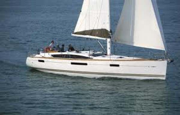 Jeanneau 53 (4cab +1)