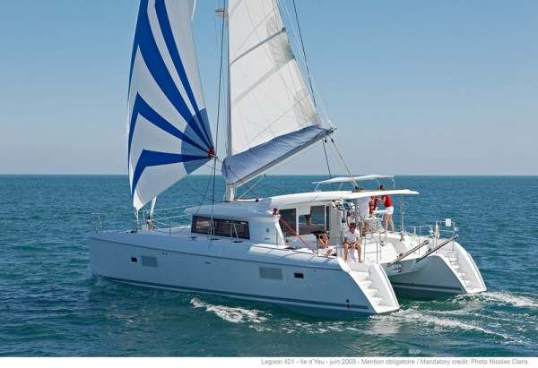 Lagoon 421 catamaran charter, sailing