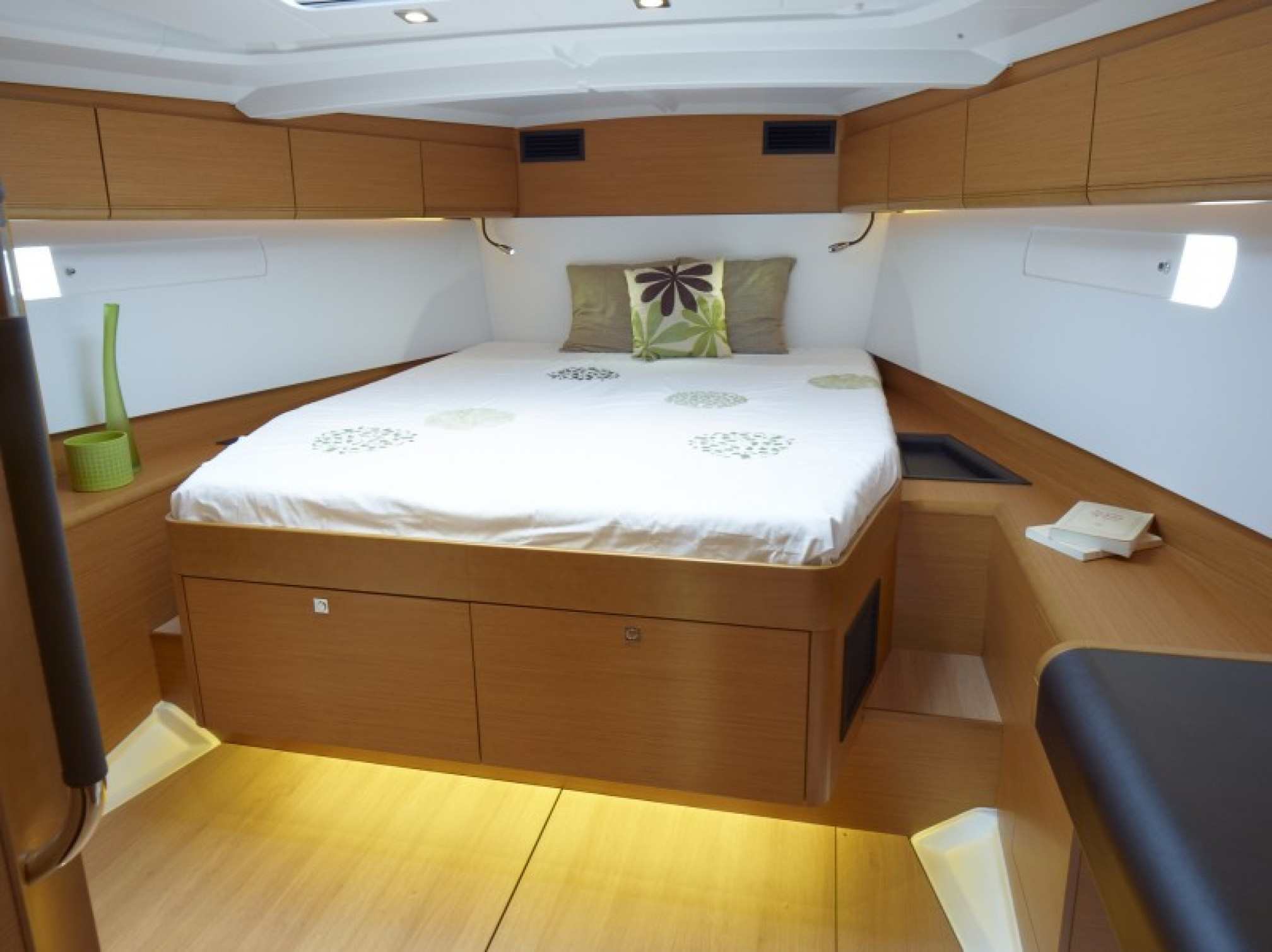 Location de bateau Sun Odyssey 519 cabine double