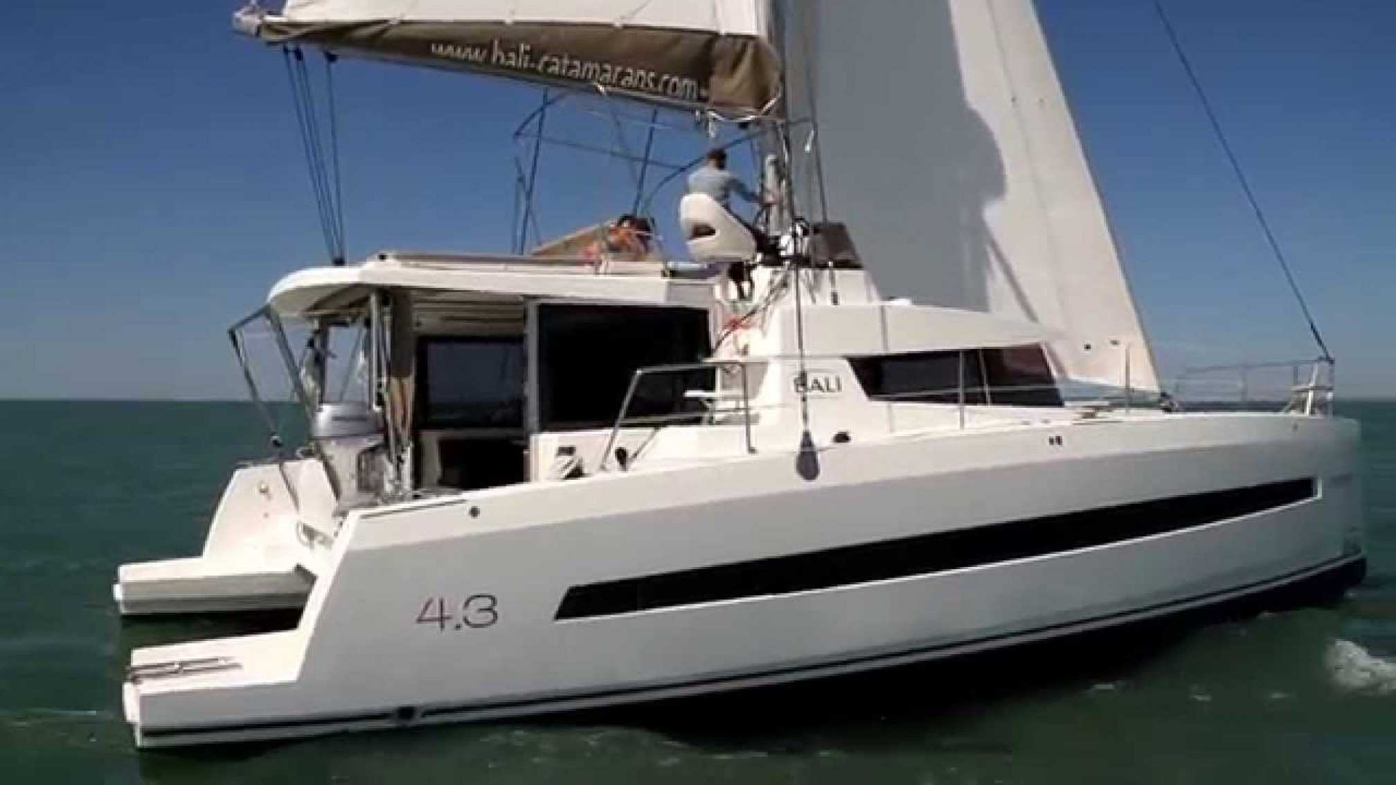 Bali 4.3 catamaran charter, sailing