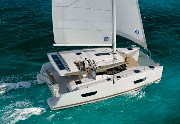 40 Quatour catamaran charter, sailing