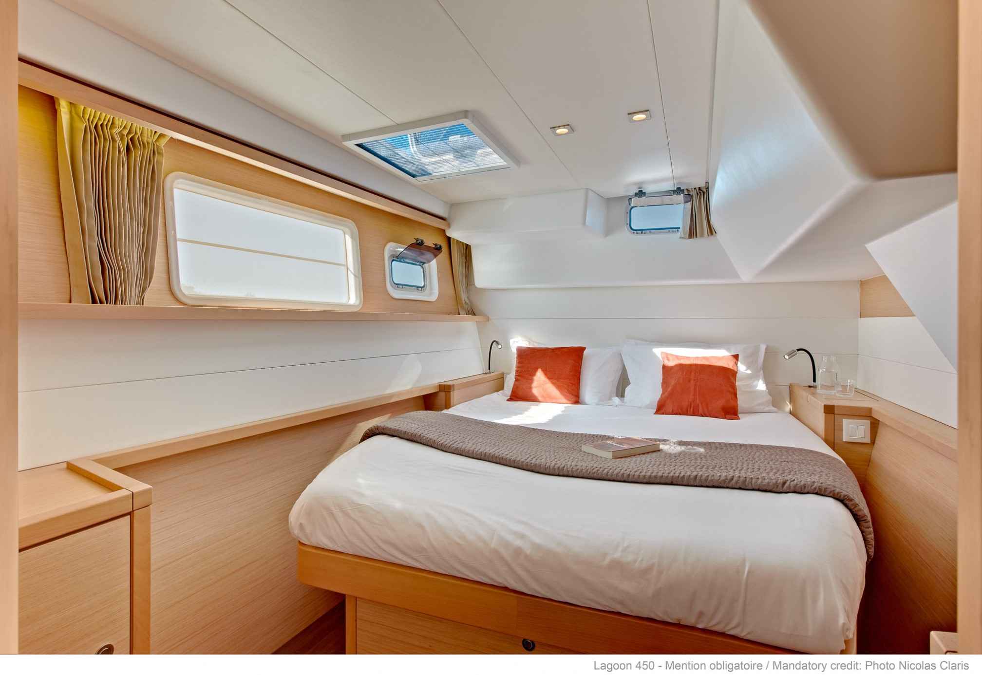 Lagoon 450S catamaran double cabin