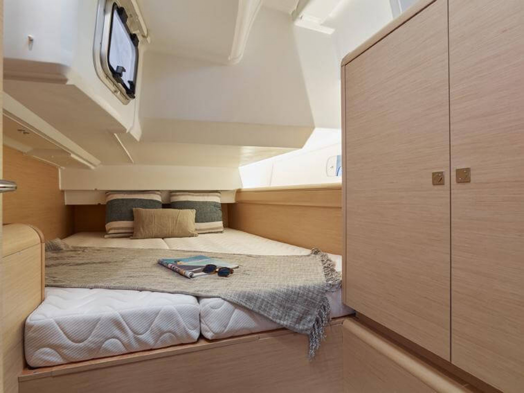 Bateau de location Sun Odyssey 449 cabine