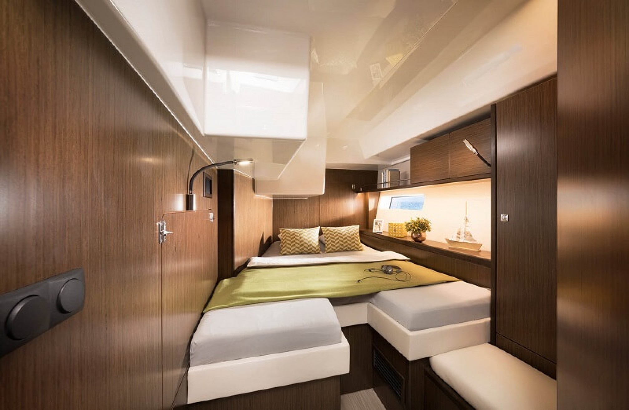 Bavaria 57C sailboat charter cabin