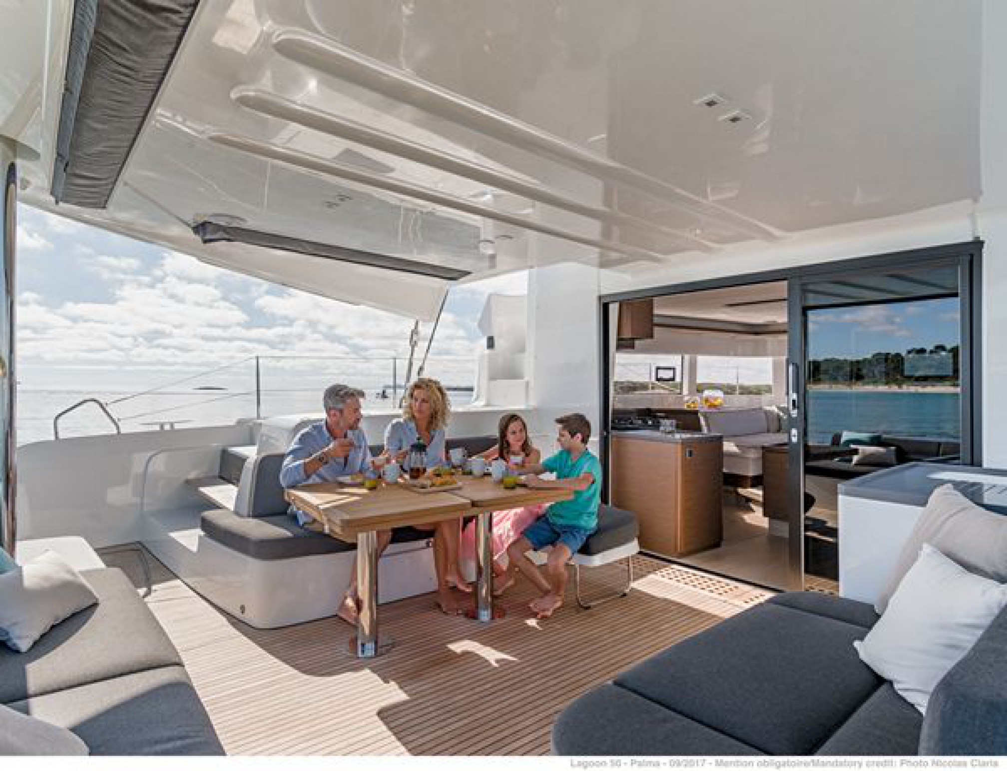 Catamaran de lloguer Lagoon 50 exteriors