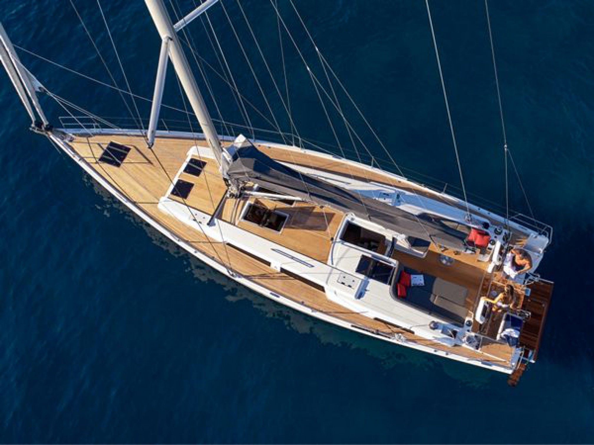 Velero de alquiler Hanse 508 fondeado