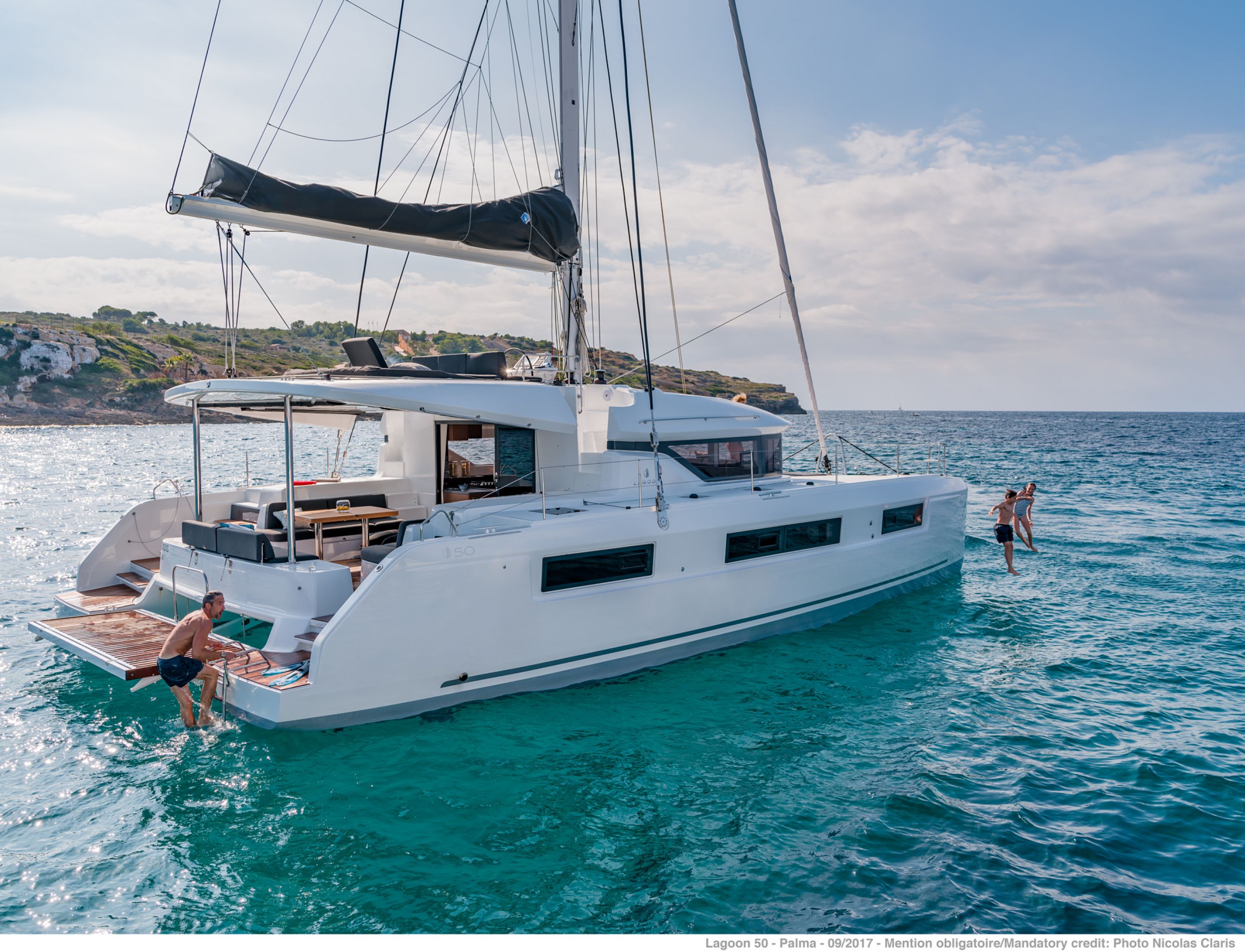 Rental catamaran Lagoon 50 anchred