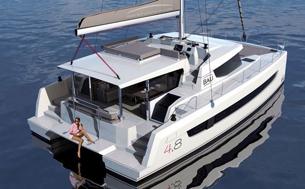 Rent catamaran Bali 4.8 outdoors