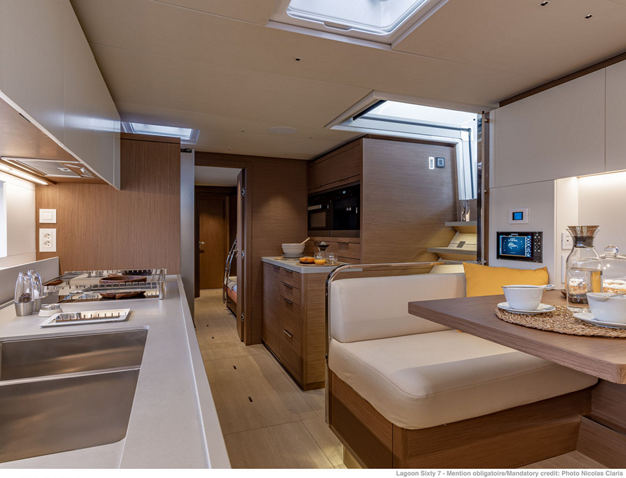 Rental yacht Lagoon Sixty 7 (5+2 cab) galley