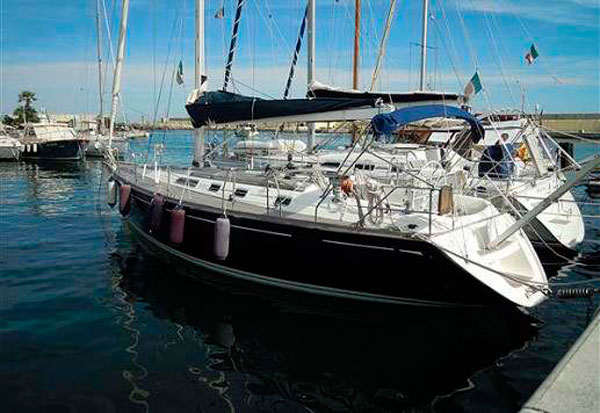 Dufour 41 sailboat charter moored