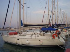 Sun Odyssey 42.2 ( 4 cab) в Греция