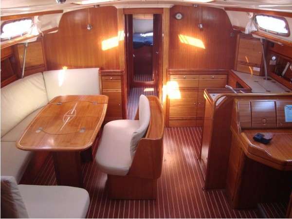 Bavaria 50 cruiser sailboat hire, saloon