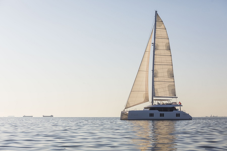 Catamaran de lloguer Sunreef 70 exteriors